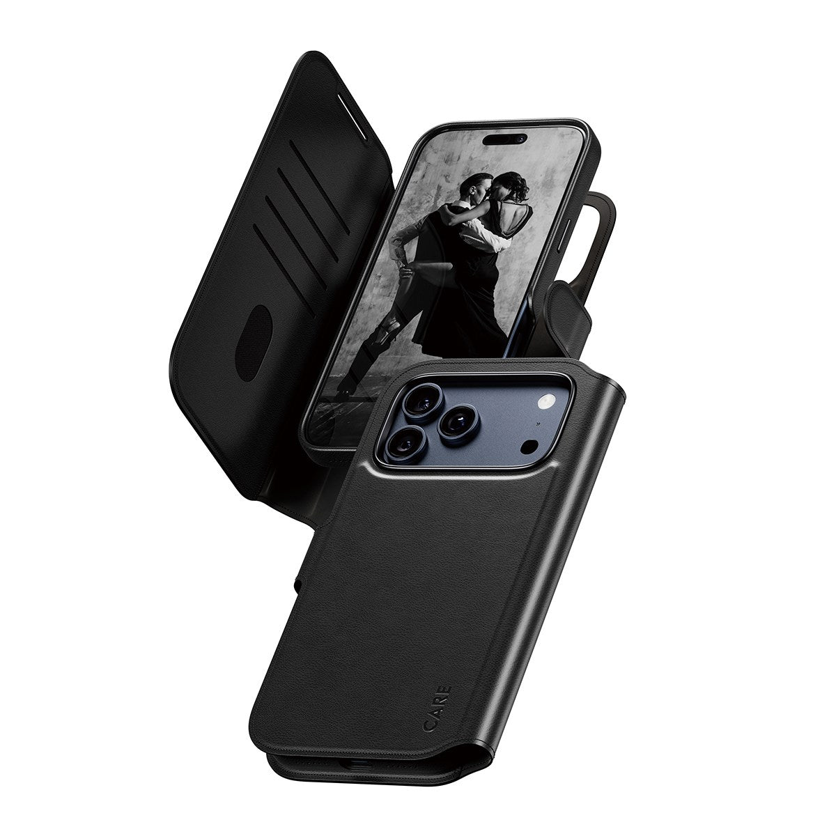CARE by PanzerGlass® Feature Case Tango Two-in-One Wallet m. MagSafe iPhone 17 Pro Max